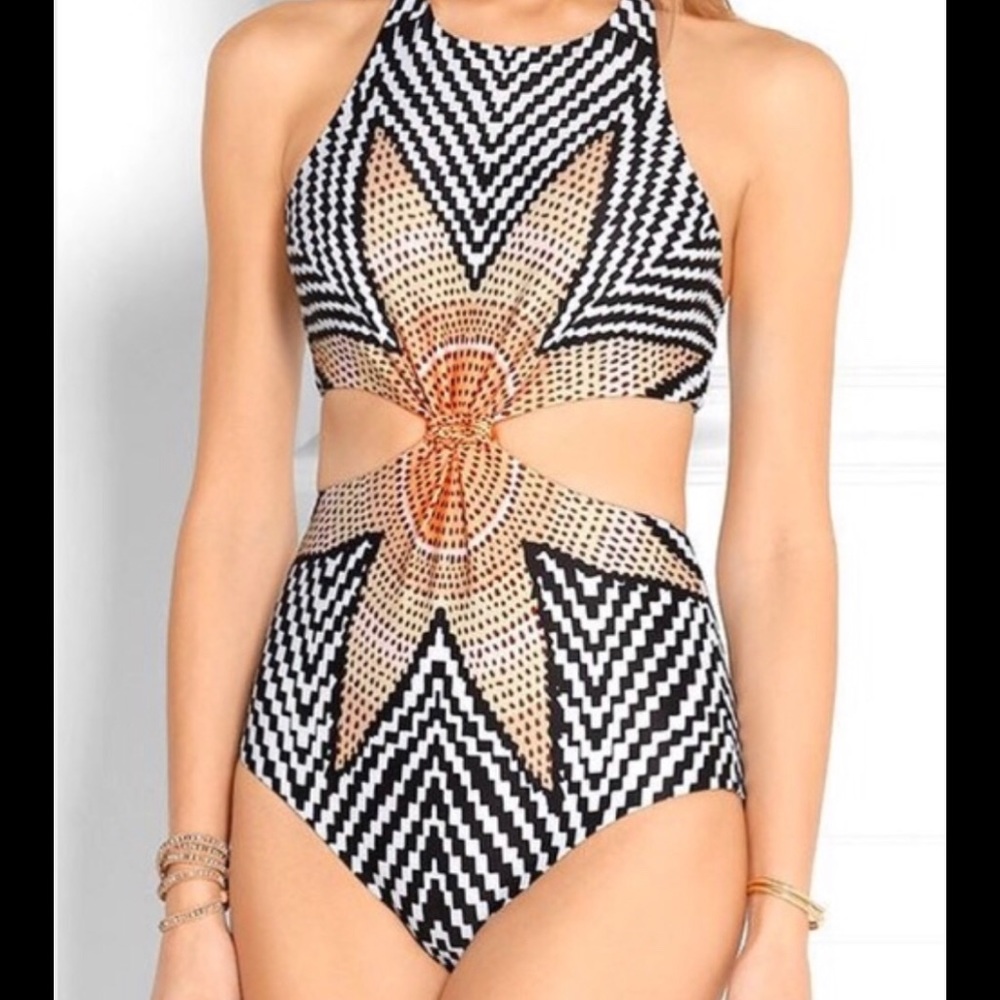 NWT Cupshe (Mara Hoffman) knock off starfish one piece swimsuit